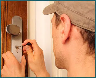 Father Son Locksmith Shop Homestead, FL 305-307-5760 - 65-6